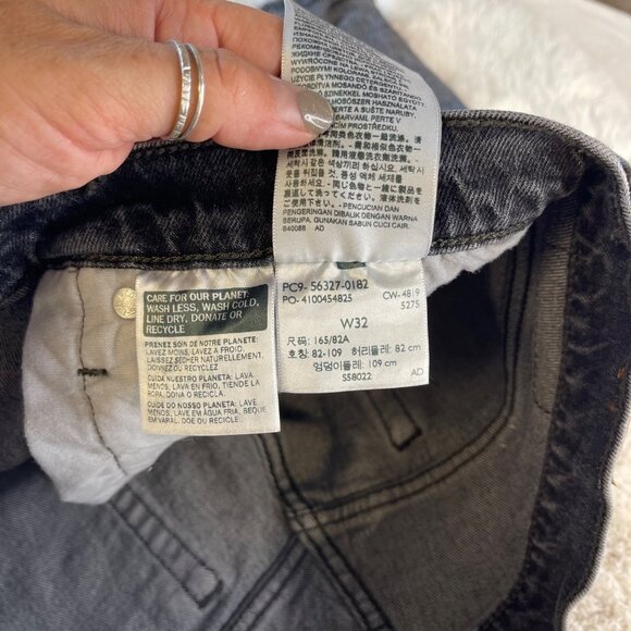 LEVI'S 501 Cutoff Cheeky Denim Jean Shorts Raw Hem Black Gray Button Fly sz 32 ( - Picture 5 of 5